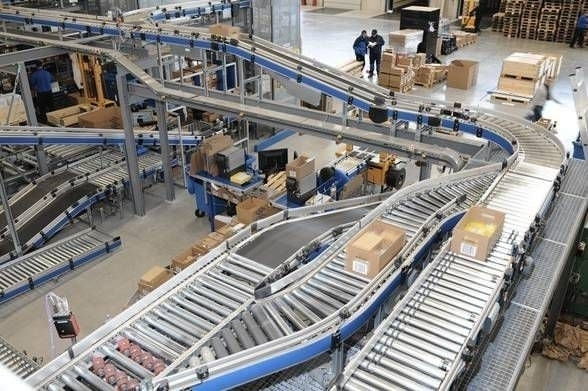 Hướng dẫn chọn đúng loại băng tải phù hợp với sản xuất của bạn