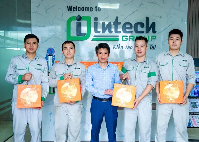Intech Group trao quà Trung thu, lan tỏa yêu thương tới toàn thể cán bộ nhân viên