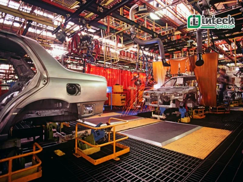 Automation in Automotive Manufacturing Automation in Automotive Manufacturing