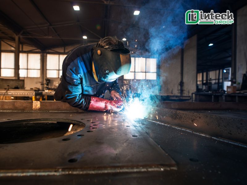 Vai trò của sản xuất vật chất 