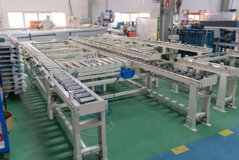 Bảo dưỡng băng tải con lăn đúng cách để tăng tuổi thọ Bảo dưỡng băng tải con lăn đúng cách để tăng tuổi thọ