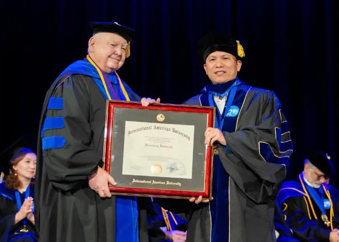 Hành trình phi thường từ con số 0 đến tiến sĩ danh dự quốc tế