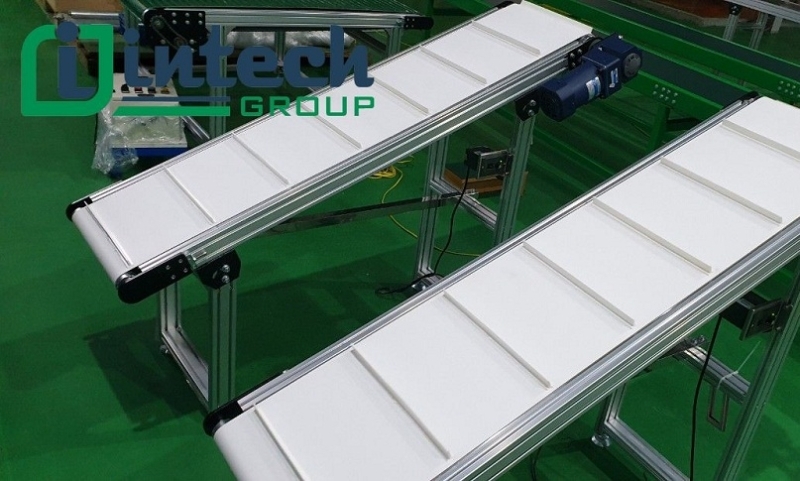 Băng tải PVC dán gân