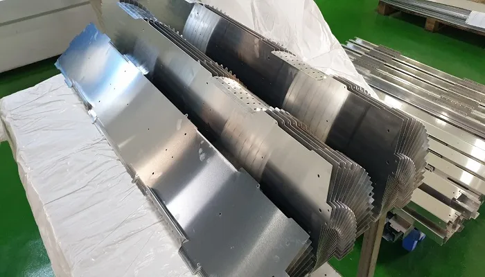 Gia công kim loại tấm
