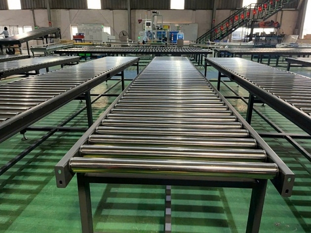 Băng tải con lăn trọng lực