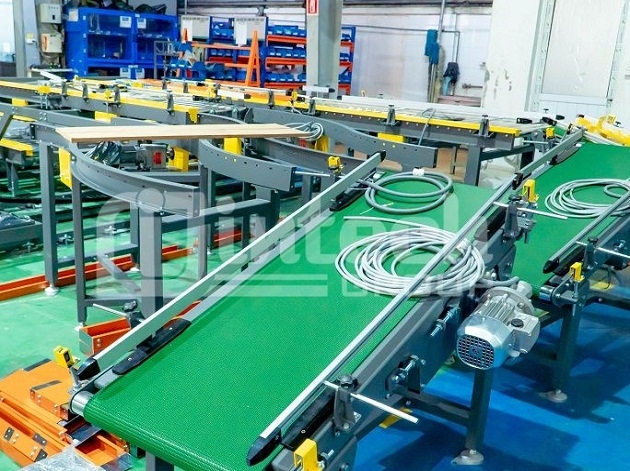 Băng tải PVC xanh