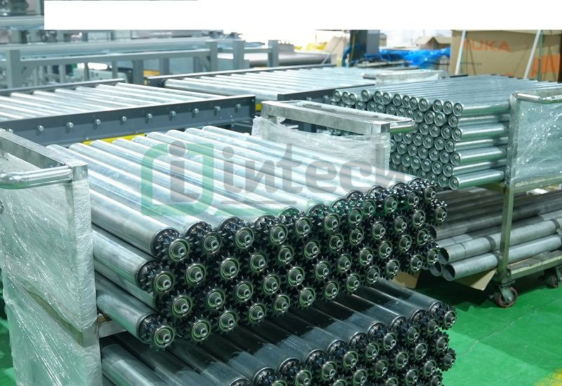 Con lăn truyền động bằng xích