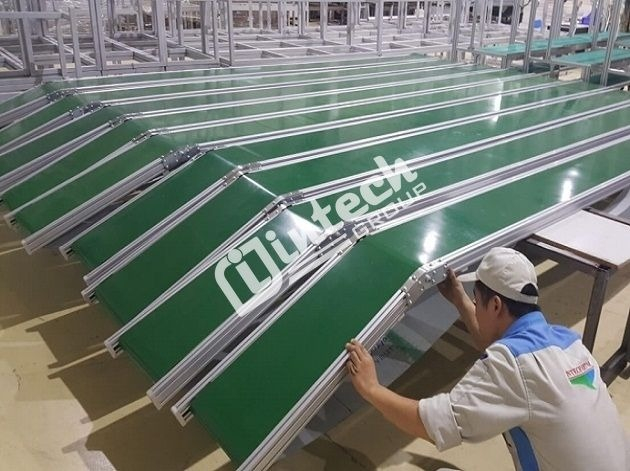 Folding Conveyor
