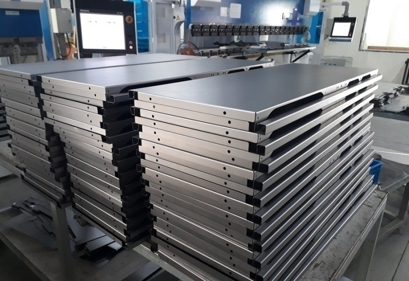 Gia công kim loại tấm