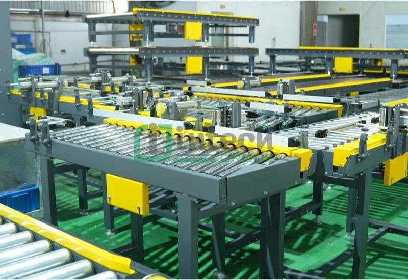 Stainless steel roller conveyor