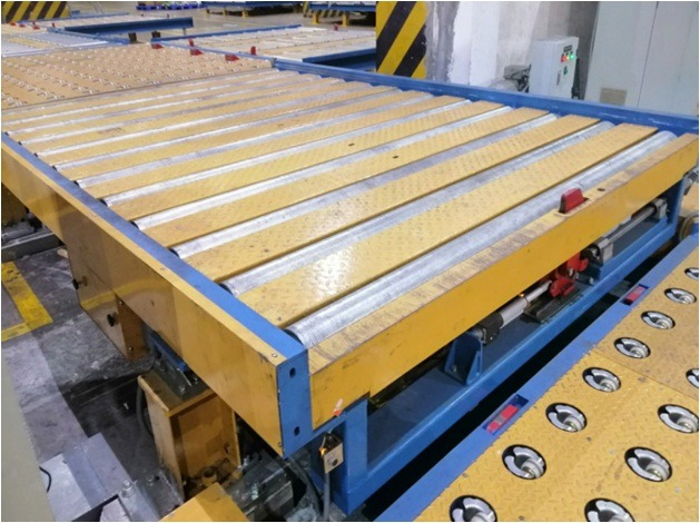ULD Weighing Conveyor