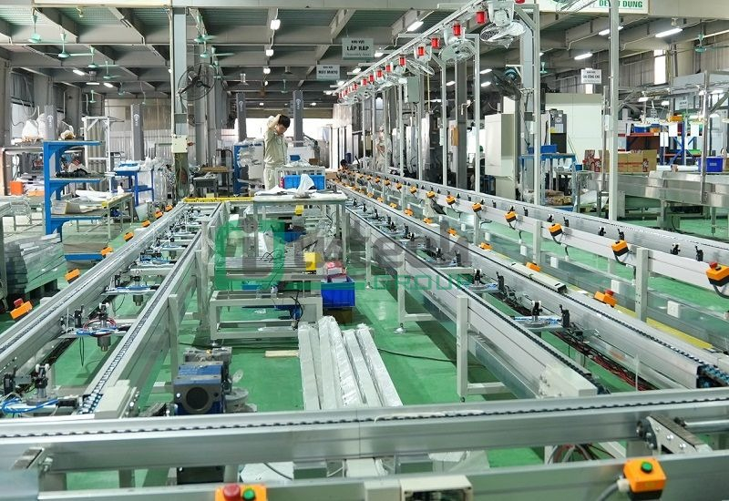 Water purifier assembly line